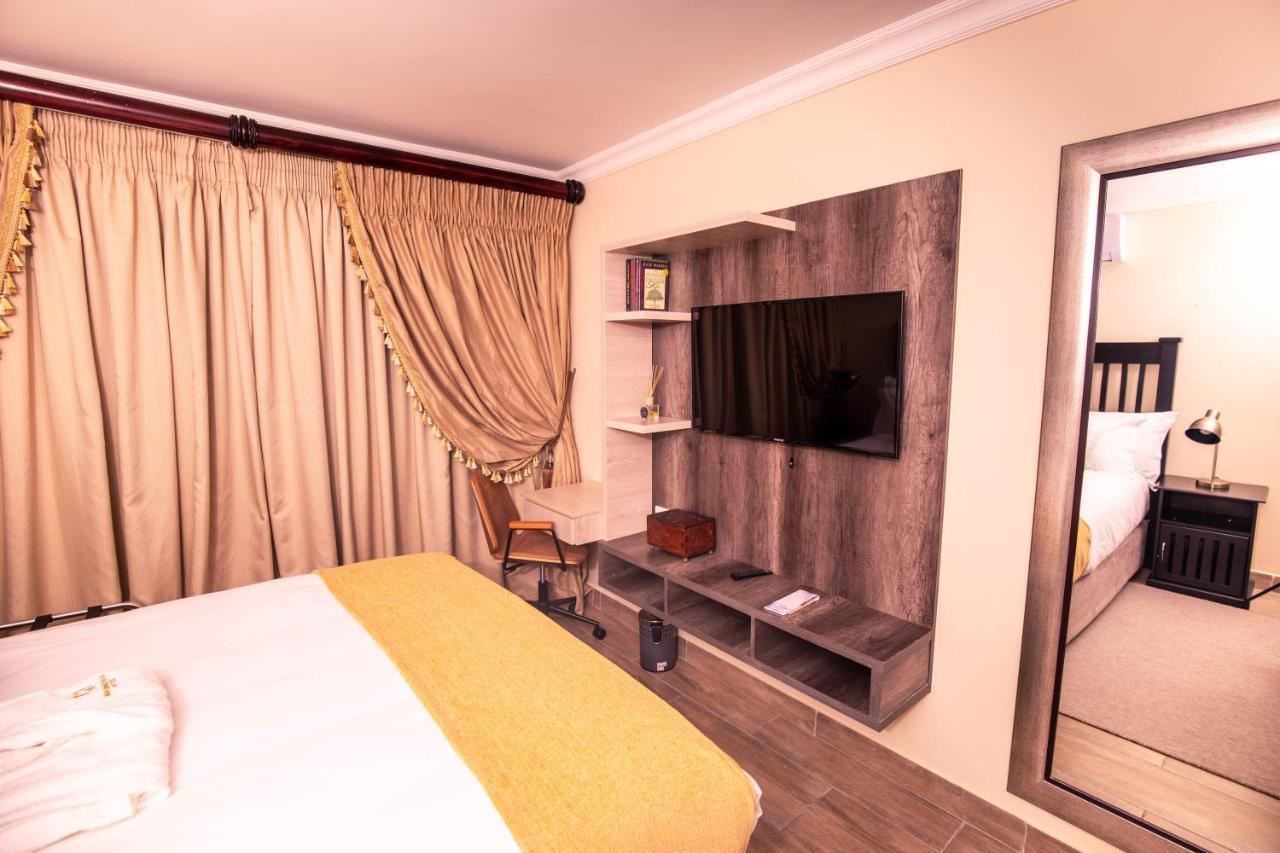 Masingitana Hotel Acornhoek Екстериор снимка