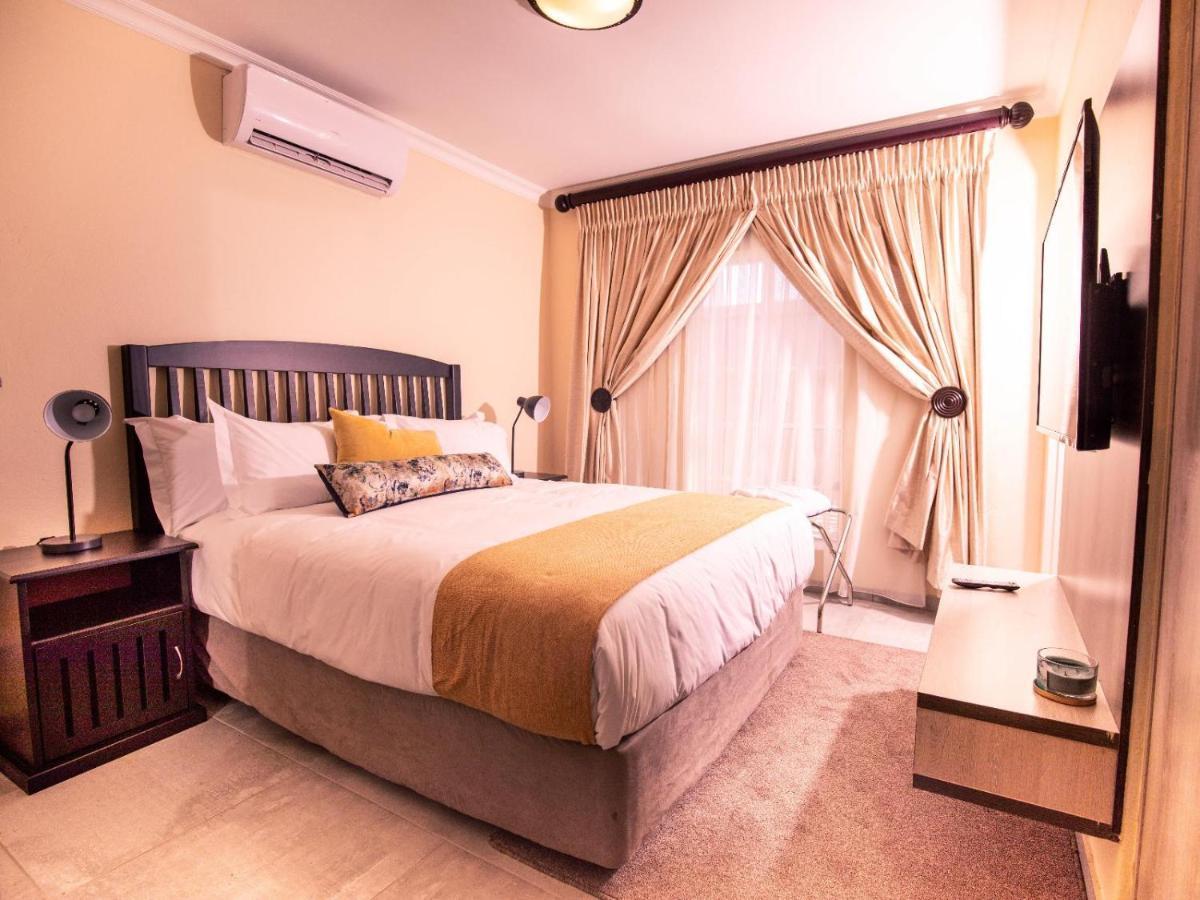 Masingitana Hotel Acornhoek Екстериор снимка
